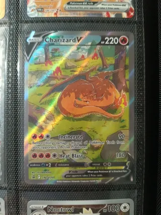 Charizard V SWSH260 Carta Pokémon