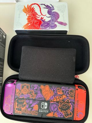 Nintendo Switch OLED Edizione Pokémon