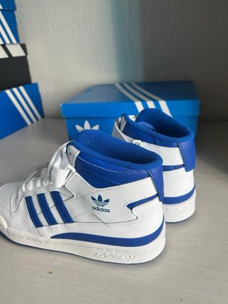 Adidas Forum Mid Talla 37 1/3 Azul Blanco