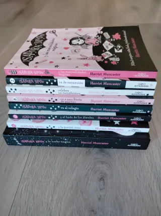 Ocho libros de Isadora Moon (leer descripción)