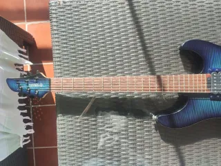 Guitarra Eléctrica Yamaha rgx620z azul