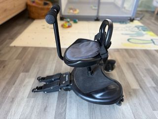 Patinete con asiento para carrito marca OLMITOS