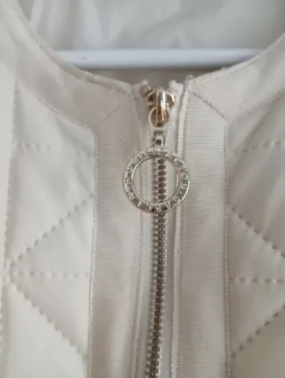 Chaqueta acolchada Purificación García beige