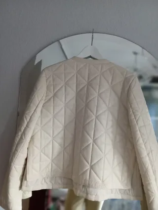 Chaqueta acolchada Purificación García beige