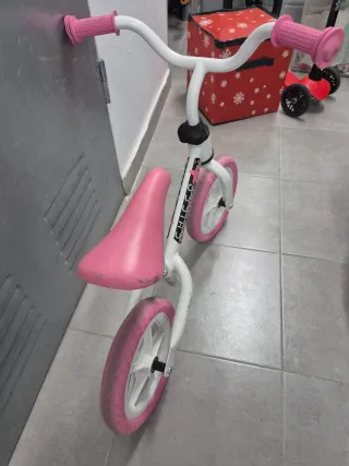 Bicicleta de equilibrio Chicco rosa