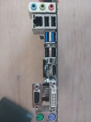 PlacaBase GA-H110M-S2HLGA1151 Precio no negociable