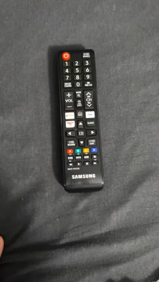 Televisión Samsung 32 Negra
