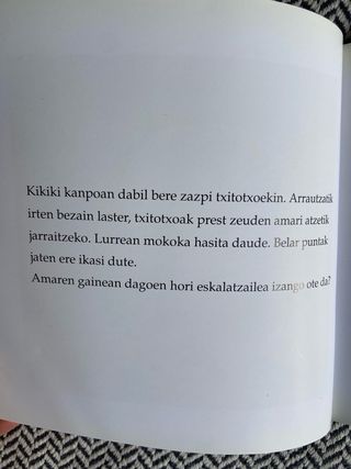 Oiloa. cuento infantil en euskera