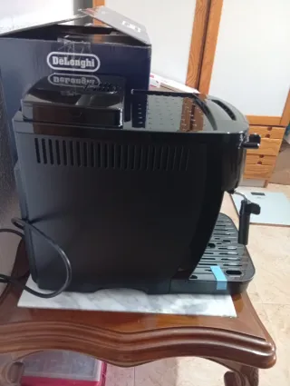 Cafetera DeLonghi Magnifica S Automática