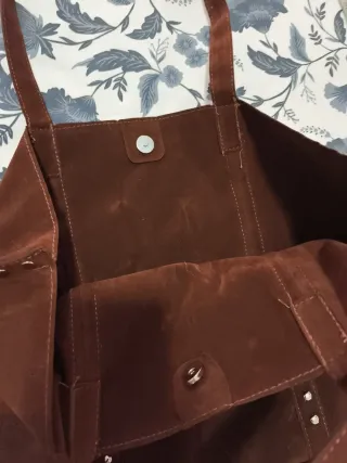 Bolso ante tachuelas marrón