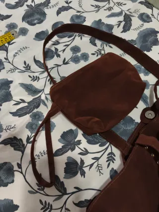 Bolso ante tachuelas marrón