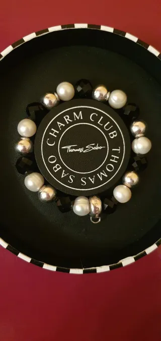 Pulsera con perlas de concha auténticas