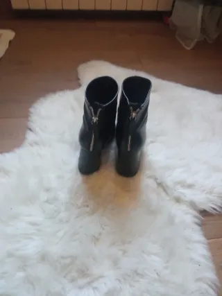 Stivaletti Pull&Bear neri eleganti