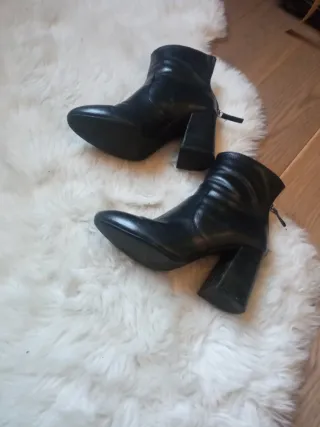 Stivaletti Pull&Bear neri eleganti