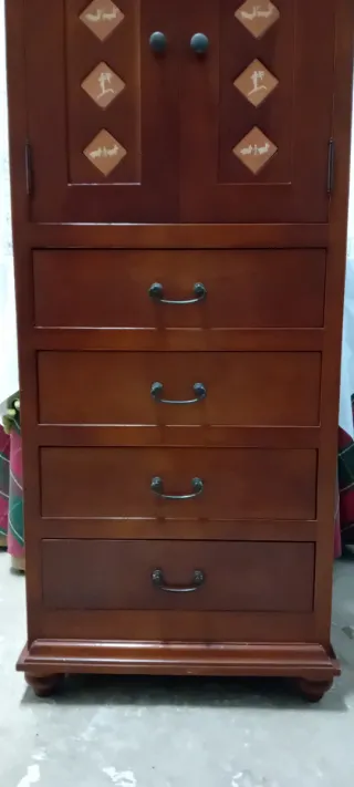 Cabecero, mesillas y sinfonier