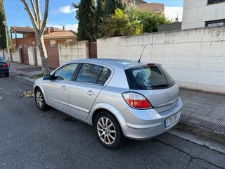 Opel Astra 1.8 16V Elegance 2005