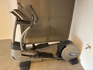 Cinta de correr Technogym 900 y eliptica