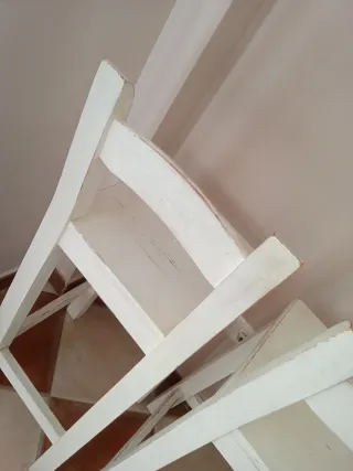 2 Taburetes de madera blanco/crema envejecido