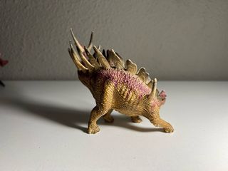 Figura Dinosaurio Kentrosaurus