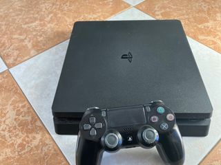 PS4 (PlayStation 4) Negra