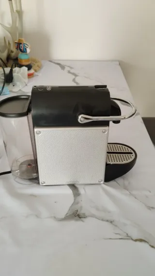 Cafetera Delonghi Nespresso