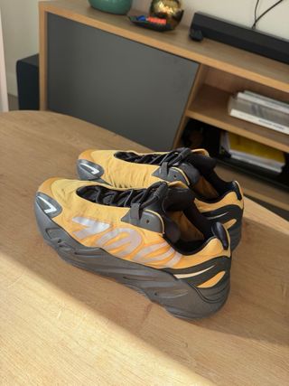 Zapatillas Yeezy Boost 700 Originales