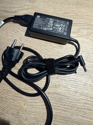 Cargador HP 65W