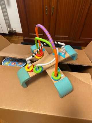 Juego de mesa de madera para niños