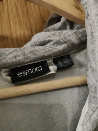 Chaqueta tejana con capucha