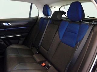 Lynk & Co 01 01 1.5 PHEV