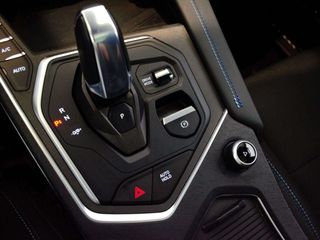 Lynk & Co 01 01 1.5 PHEV