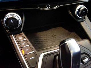 Lynk & Co 01 01 1.5 PHEV