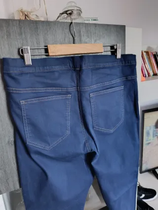 Vaqueros tipo legging azul