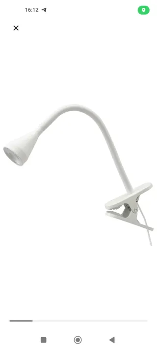 Lámpara Ikea con pinza blanca