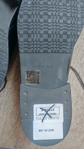 Zapatos de vestir Victorio & Lucchino negros