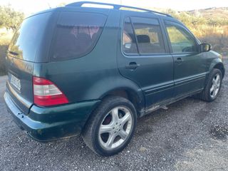 Mercedes-Benz Clase M 2003