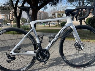 Bicicleta Carretera Megamo Carbono. Talla M