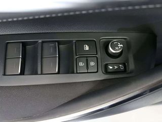 Toyota Corolla 1.8 125H BUSINESS PLUS E-CVT