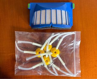 Recambios Roomba 620: Filtro y Cepillos Laterales