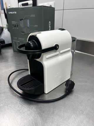 Cafetera Nespresso Krups Inissia Blanca