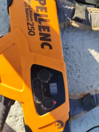 Tijeras de podar eléctricas con funda