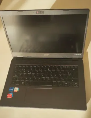 Portátil Acer Travelmate P2 14