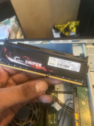 PC Fujitsu para piezas o reparar