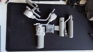 DJI RS4 Mini Gimbal con Accesorios y Caja