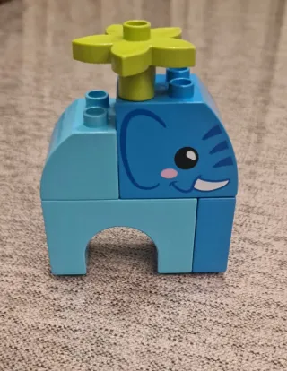 Lote Lego Duplo + regalo plancha verde grande