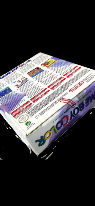 Game Boy Color Viola (Giapponese) - Disponibile
