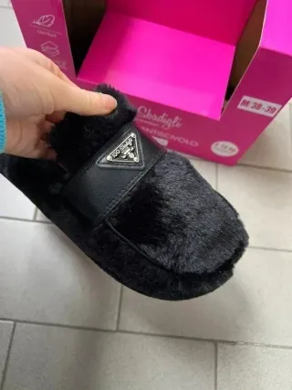 Pantofole 100 Shadiyl Nere Tg 38