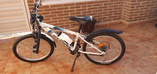 Bicicleta sin apenas uso