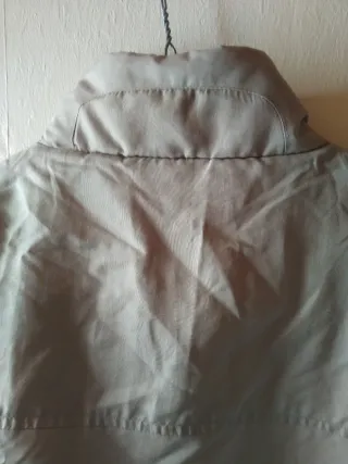 Chaqueta Nike Beige Invierno