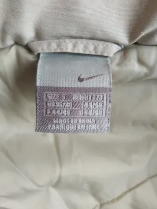 Chaqueta Nike Beige Invierno
